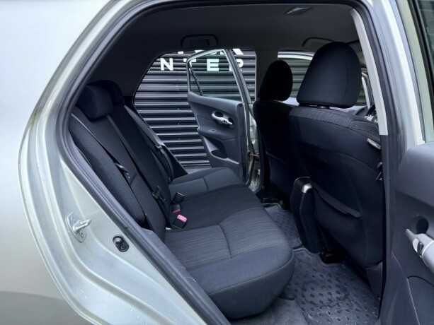 toyota-auris-diesel-2007-big-22