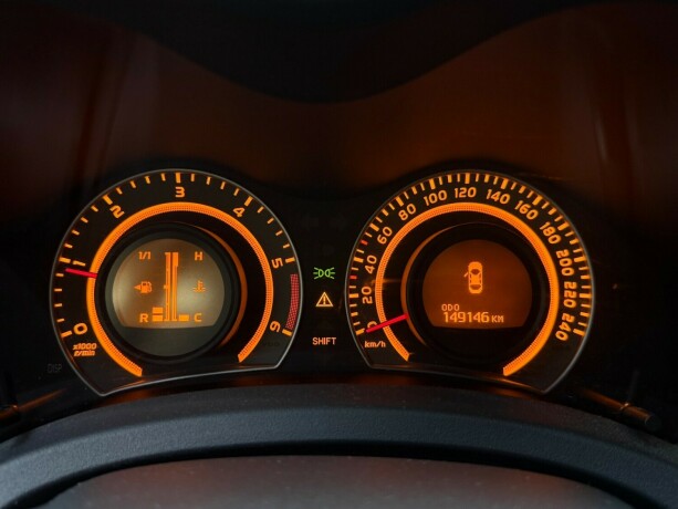 toyota-auris-diesel-2007-big-15