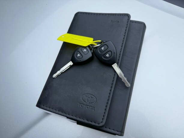 toyota-auris-diesel-2007-big-25