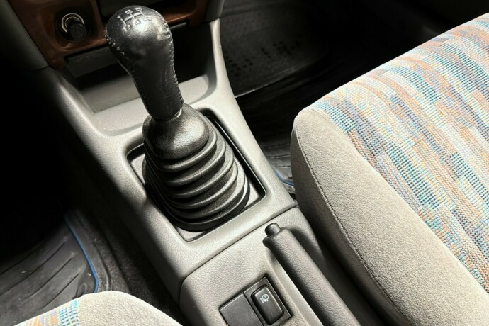 suzuki-baleno-bensin-1998-big-17