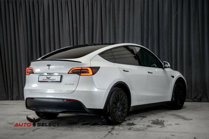 tesla-model-y-elektrisitet-2021-big-8