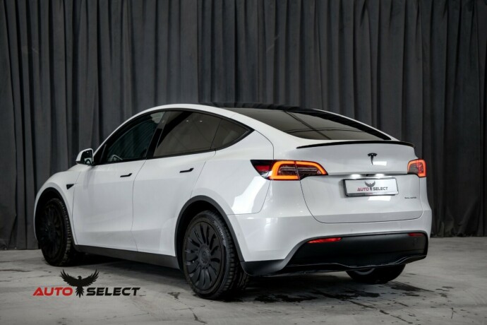tesla-model-y-elektrisitet-2021-big-6