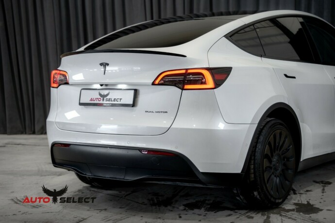 tesla-model-y-elektrisitet-2021-big-7