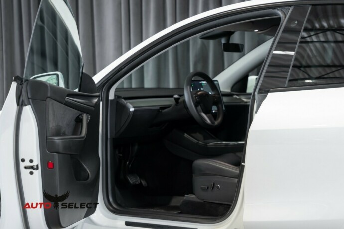 tesla-model-y-elektrisitet-2021-big-16