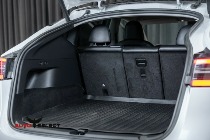 tesla-model-y-elektrisitet-2021-big-12