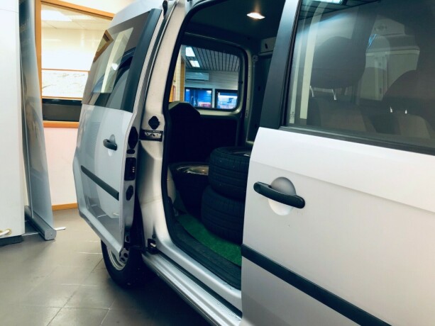 volkswagen-caddy-diesel-2015-big-12