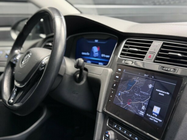 volkswagen-golf-elektrisitet-2020-big-13