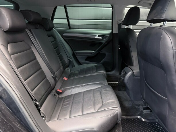 volkswagen-golf-elektrisitet-2020-big-17