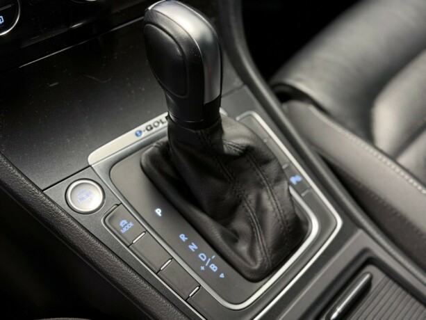 volkswagen-golf-elektrisitet-2020-big-20