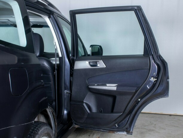 subaru-forester-diesel-2009-big-15