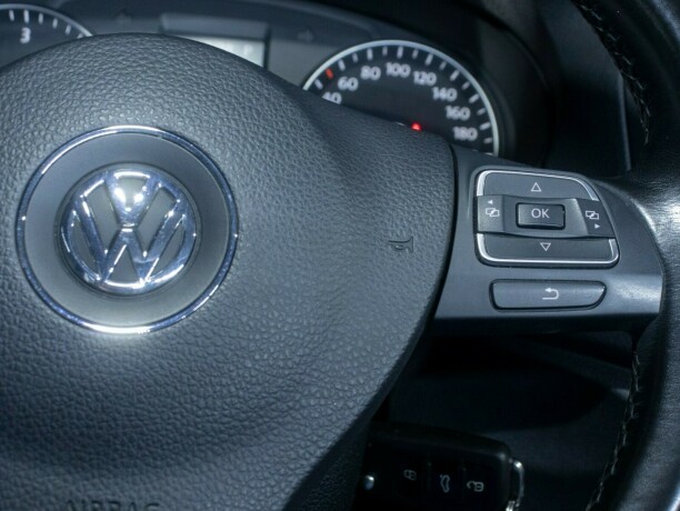 volkswagen-sharan-diesel-2011-big-30