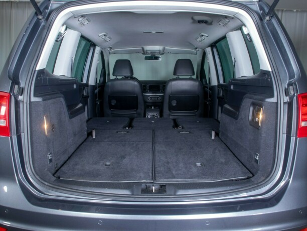 volkswagen-sharan-diesel-2011-big-13