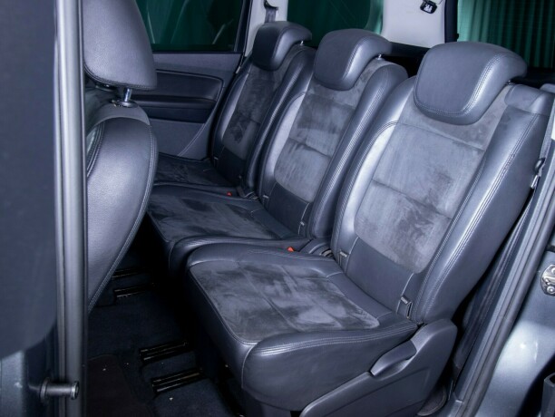 volkswagen-sharan-diesel-2011-big-51