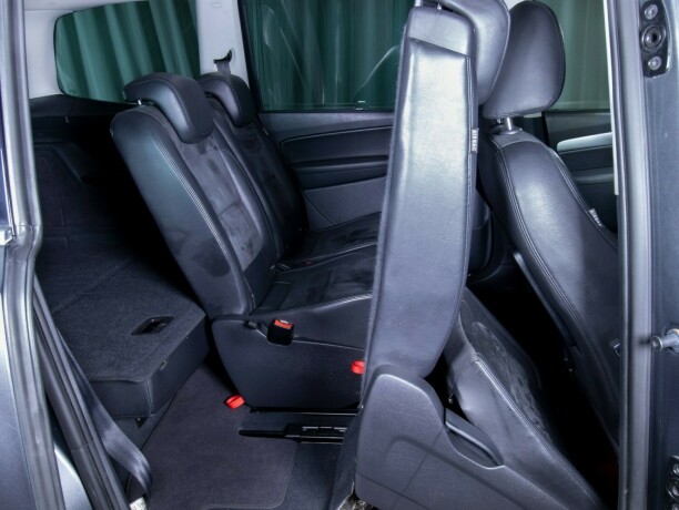 volkswagen-sharan-diesel-2011-big-60