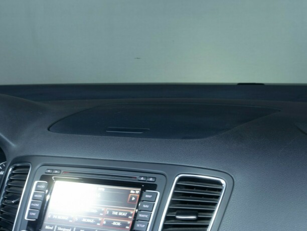 volkswagen-sharan-diesel-2011-big-18