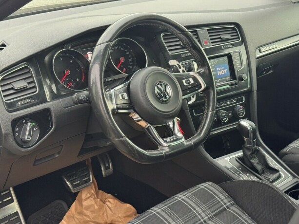 volkswagen-golf-diesel-2014-big-6