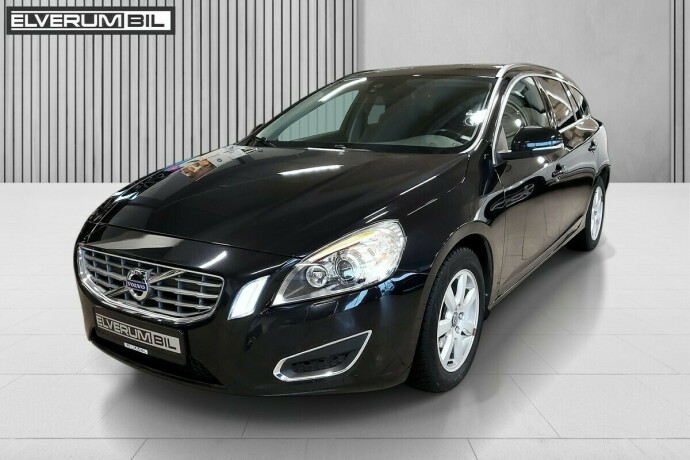 volvo-v60-diesel-2013-big-1