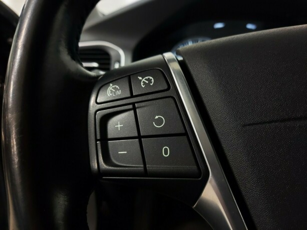 volvo-v60-diesel-2013-big-24