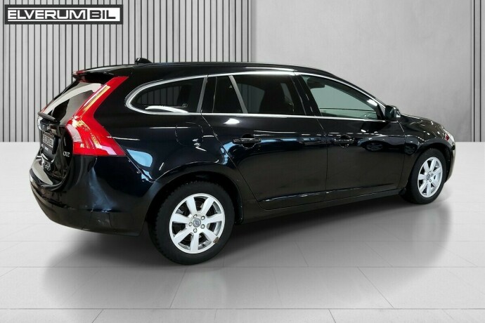 volvo-v60-diesel-2013-big-10