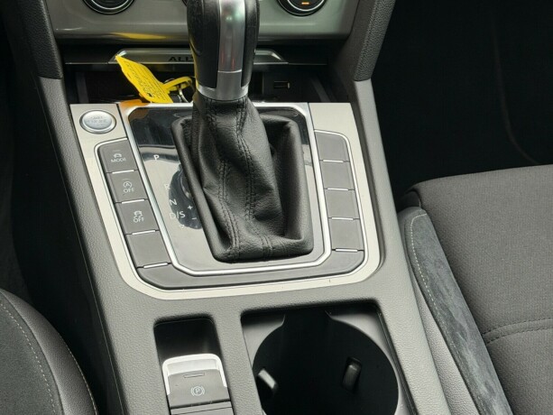 volkswagen-passat-alltrack-diesel-2016-big-11