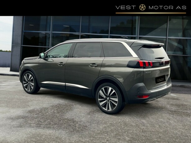 peugeot-5008-bensin-2020-big-4
