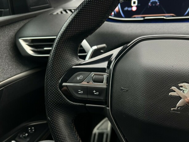 peugeot-5008-bensin-2020-big-15