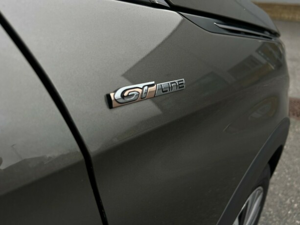 peugeot-5008-bensin-2020-big-31