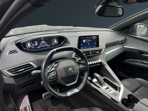 peugeot-5008-bensin-2020-big-9