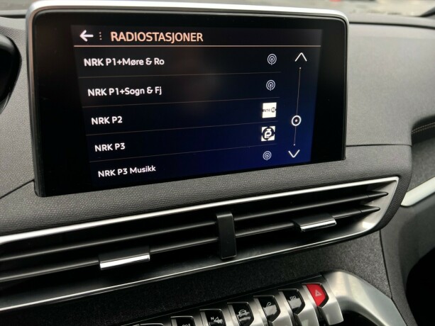 peugeot-5008-bensin-2020-big-25