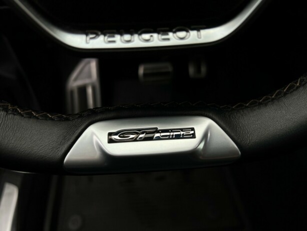 peugeot-5008-bensin-2020-big-26