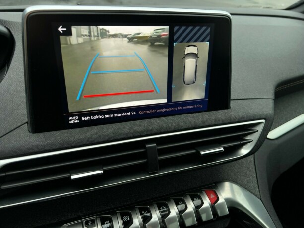 peugeot-5008-bensin-2020-big-23