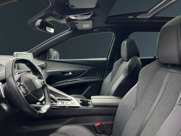 peugeot-5008-bensin-2020-big-8