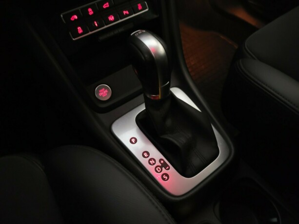 volkswagen-sharan-diesel-2017-big-24