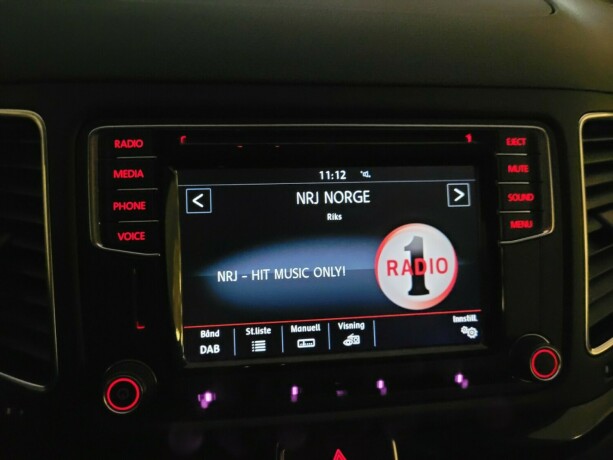 volkswagen-sharan-diesel-2017-big-28