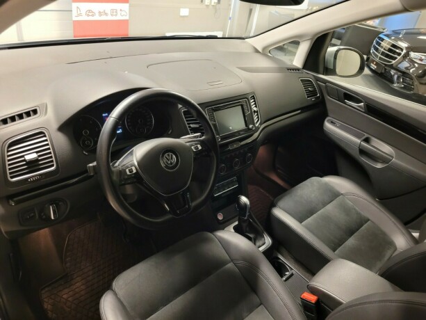 volkswagen-sharan-diesel-2017-big-23