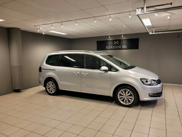 volkswagen-sharan-diesel-2017-big-2