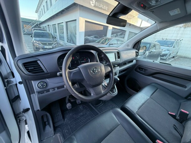 toyota-proace-diesel-2020-big-12