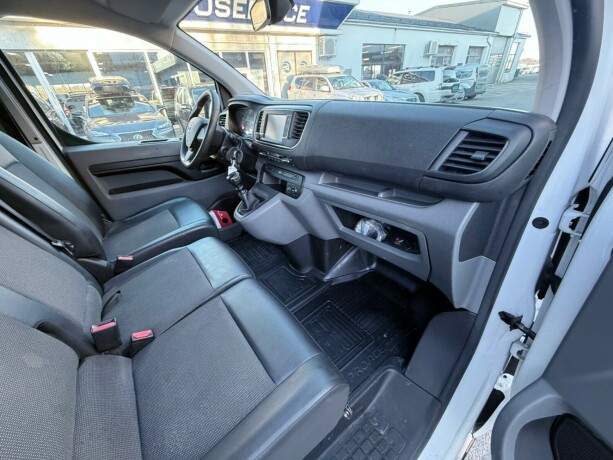 toyota-proace-diesel-2020-big-27