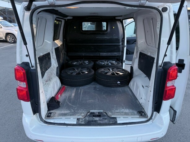 toyota-proace-diesel-2020-big-29