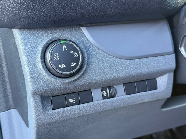 toyota-proace-diesel-2020-big-13