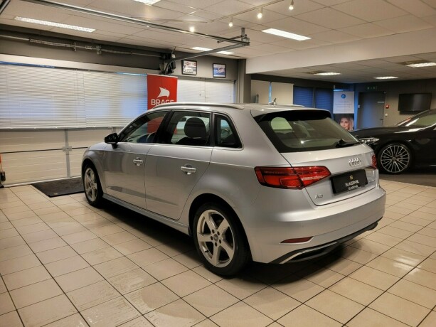 audi-a3-elektrisitetbensin-2018-big-6