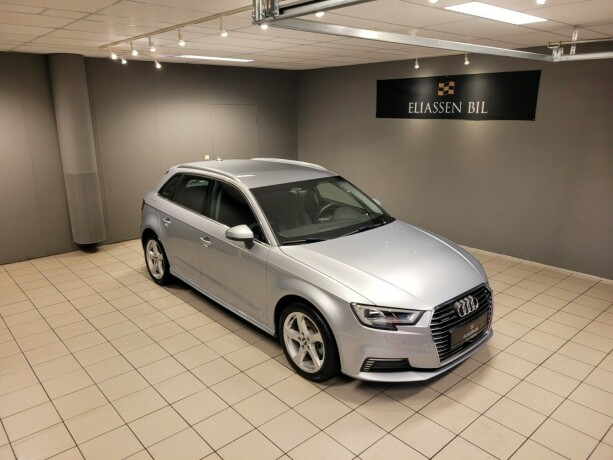 audi-a3-elektrisitetbensin-2018-big-1