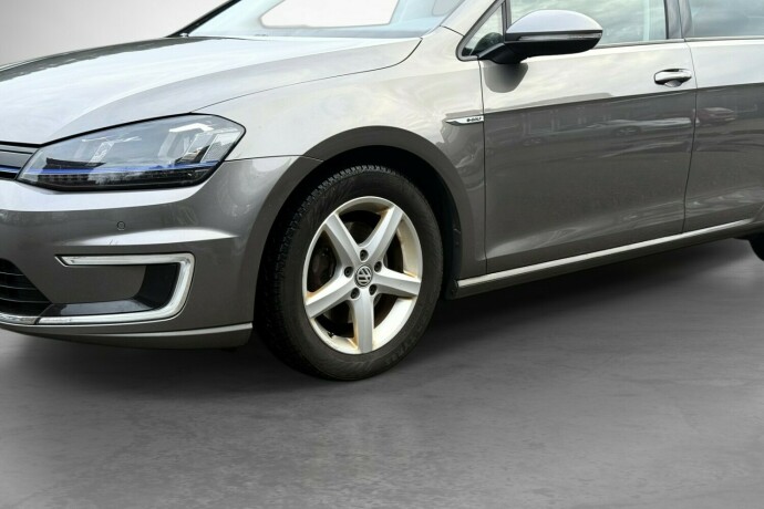 volkswagen-golf-elektrisitet-2015-big-5