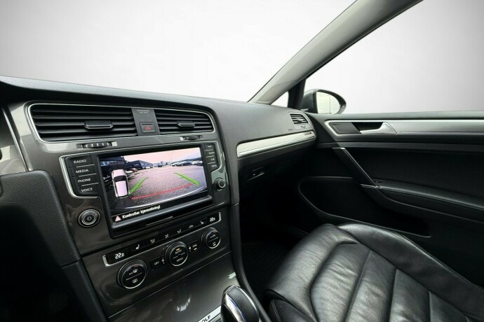 volkswagen-golf-elektrisitet-2015-big-32