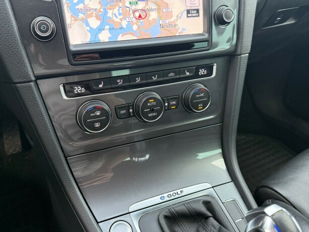 volkswagen-golf-elektrisitet-2015-big-22