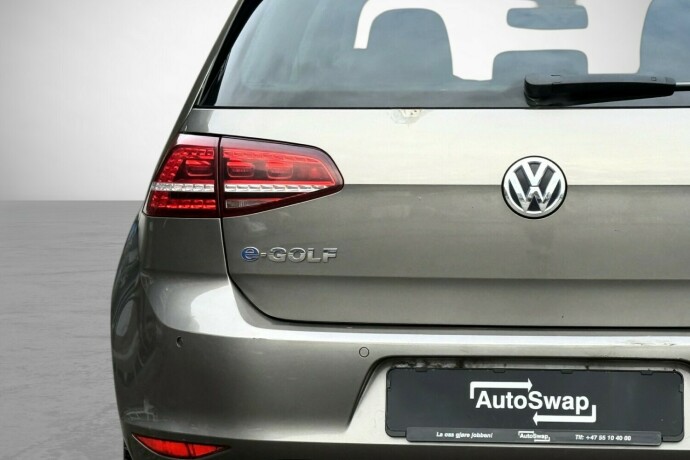 volkswagen-golf-elektrisitet-2015-big-10