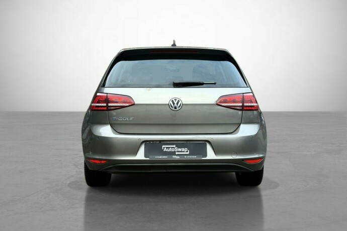 volkswagen-golf-elektrisitet-2015-big-9