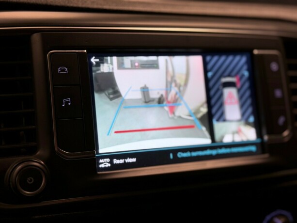 peugeot-e-expert-elektrisitet-2021-big-23