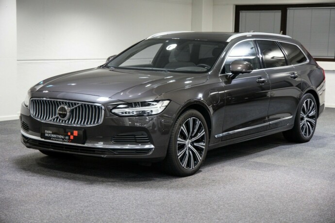 volvo-v90-elektrisitetbensin-2022-big-0