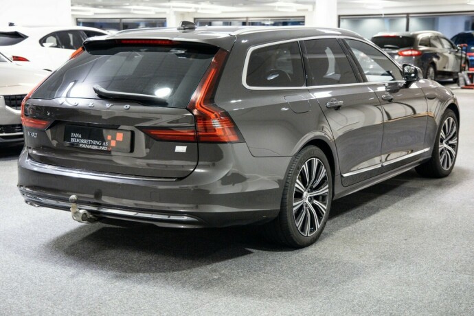 volvo-v90-elektrisitetbensin-2022-big-2